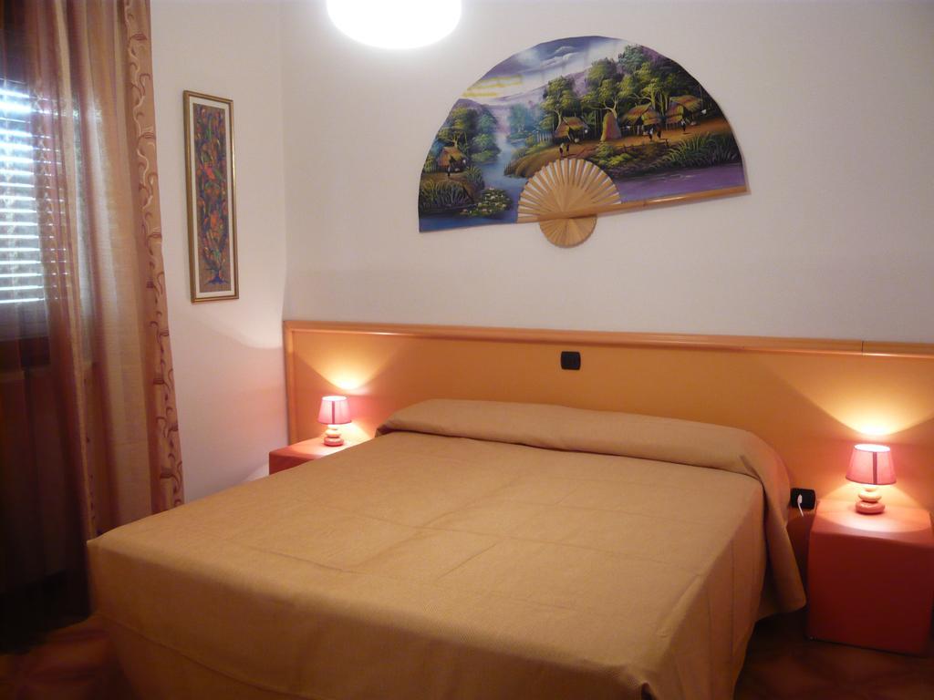 Appartamenti Falco Caorle Chambre photo